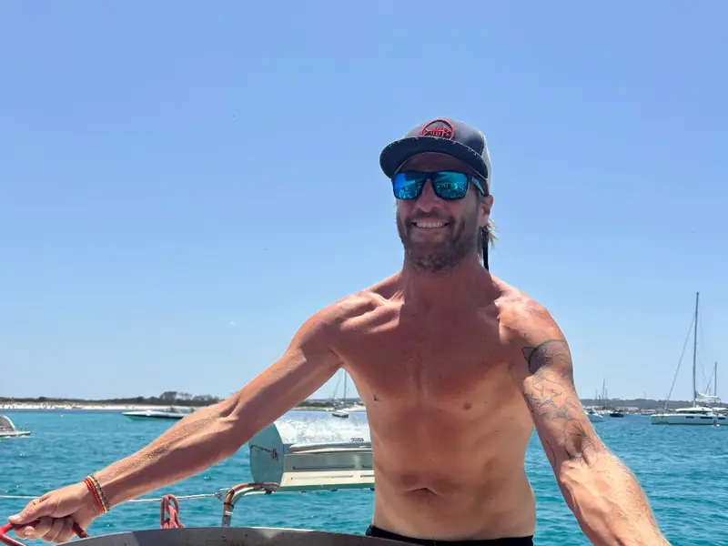 Veladas en Ibiza a bordo del CARAMBA